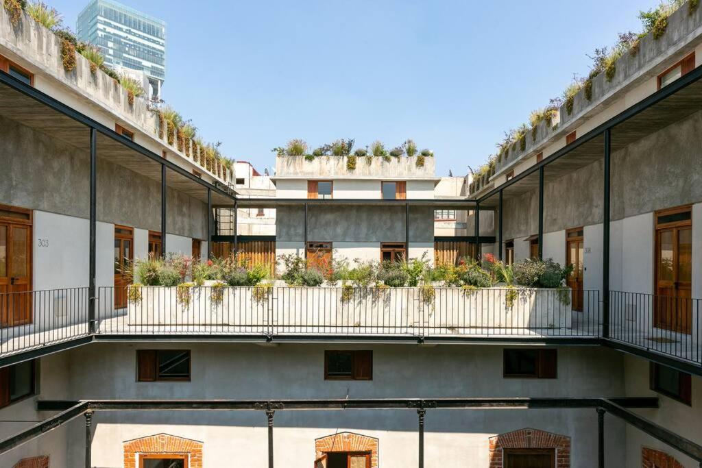 Magnificient Downtown Apartment *